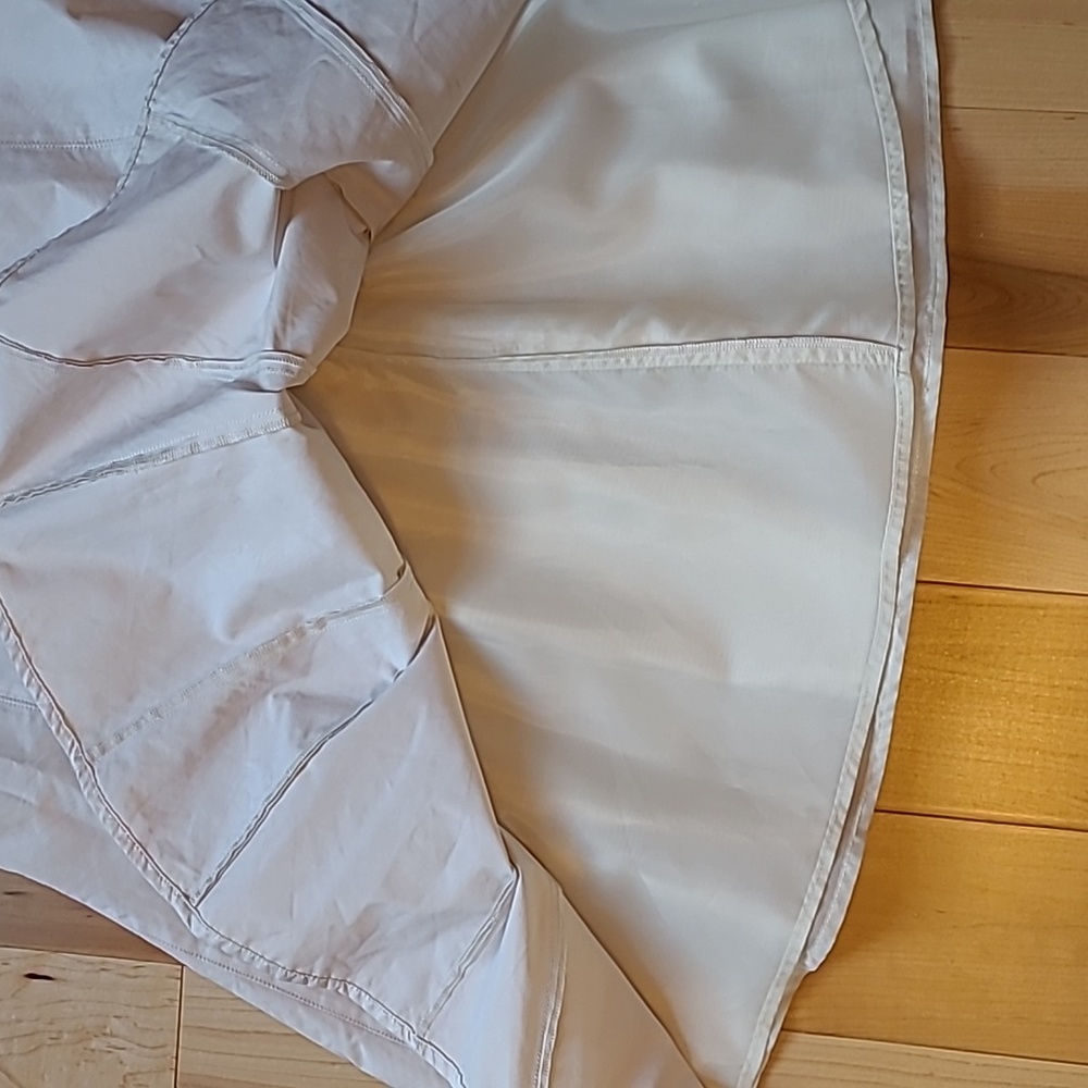Shimmery White Flare Skirt Spanner - Picture 6 of 7